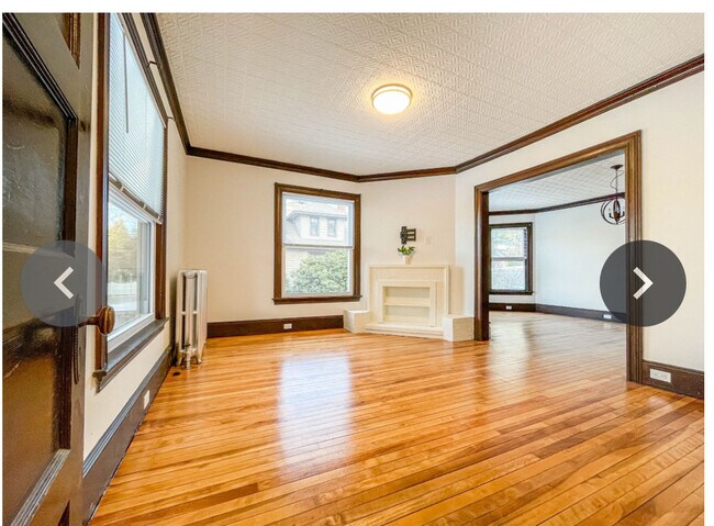 Foto del edificio - 4 Elmwood Rd