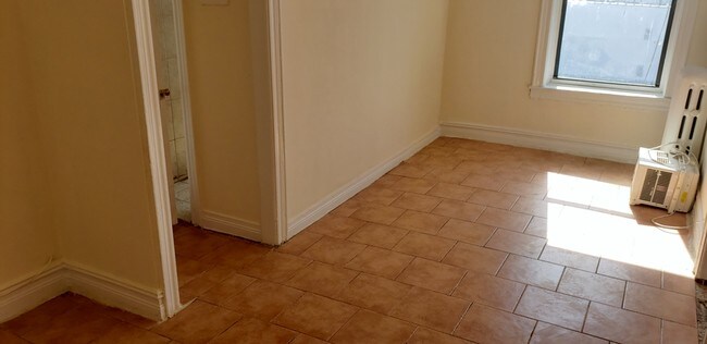 Foto del edificio - 275 93rd St