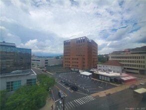 Building Photo - 99 Prospect St