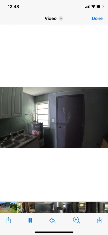Building Photo - 1247 Hall St