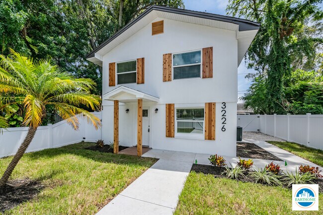 Foto del edificio - 3226 6th Ave S