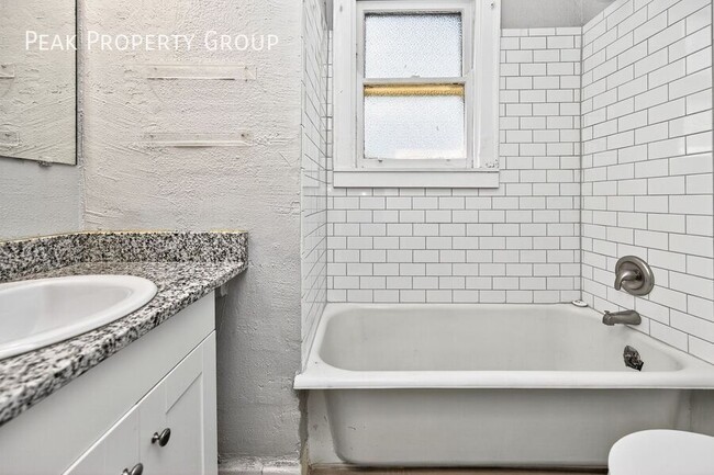 Foto del edificio - 3379 Morrison Ave