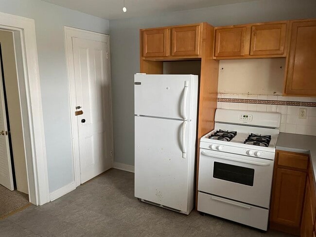 Kitchen - 125 Washington St