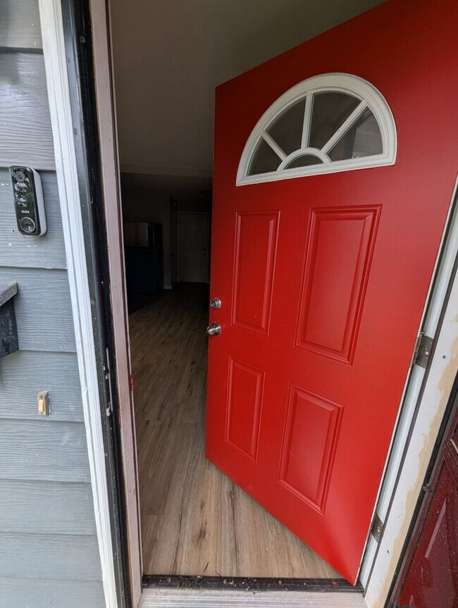 Building Photo - Grenshaw Greatness