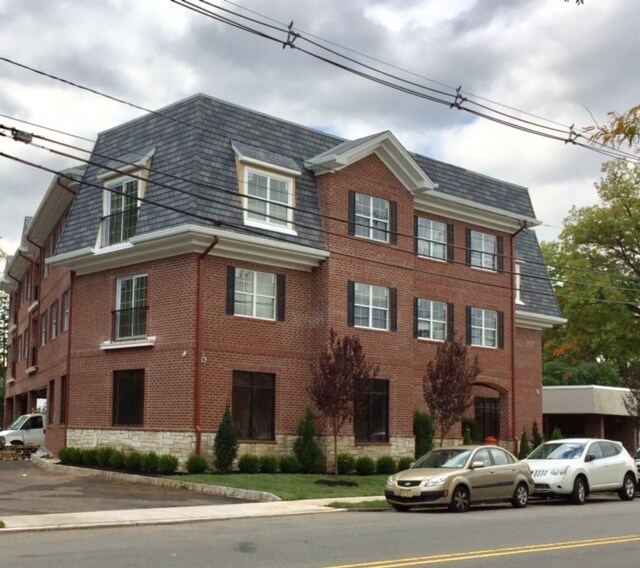 345 Centre St Unit 301, Nutley, NJ 07110 Apartments in Nutley, NJ