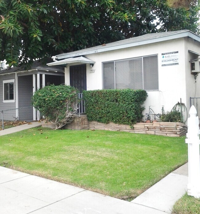 Foto del edificio - 3513 W Alameda Ave