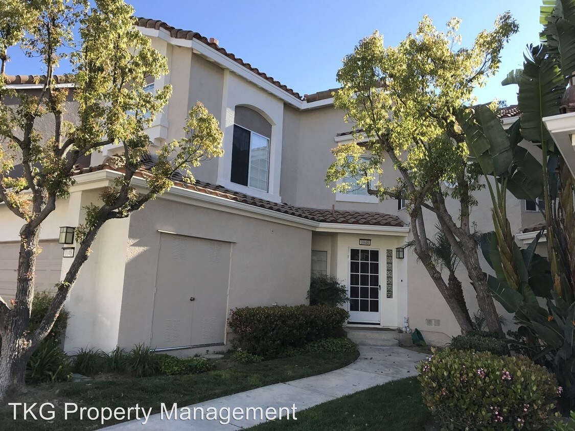 1048 S Dewcrest Dr, Anaheim, CA 92808 House Rental in Anaheim, CA