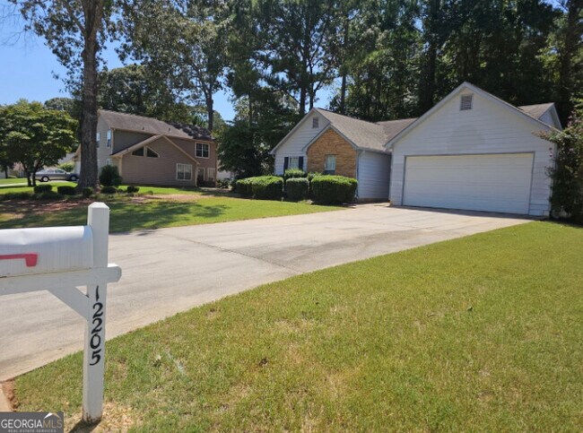 Building Photo - 12205 Cypress Way