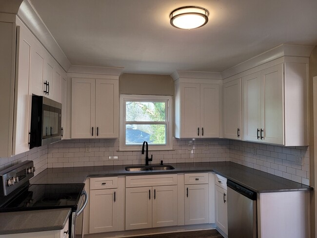 Foto del edificio - 1974 Joseph Ct