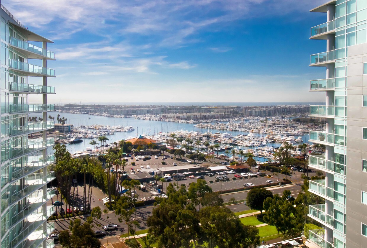 Foto principal - 13600 MARINA POINTE Dr