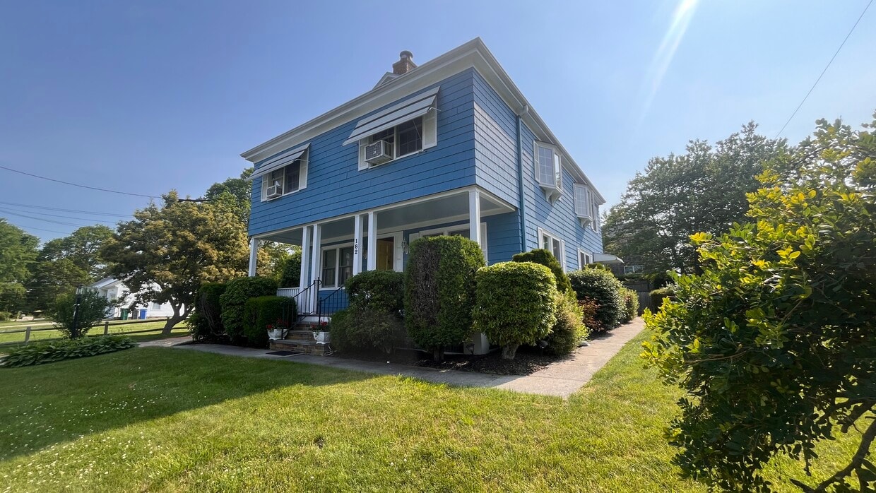 Primary Photo - 182 Wolcott Ave