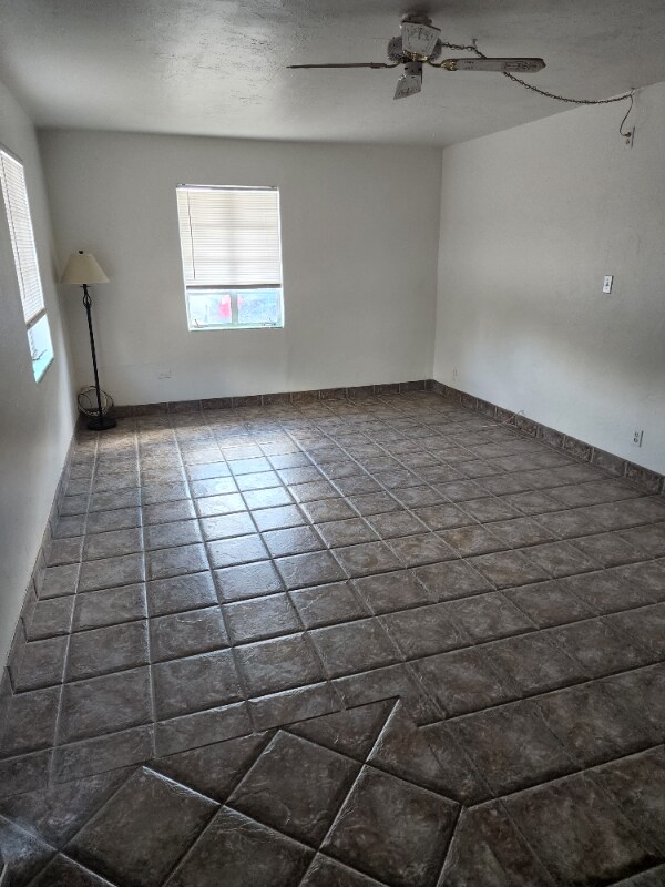 Building Photo - 2525 N Edith Blvd