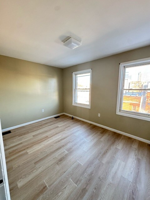 Foto del edificio - 15 Wales Ave