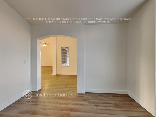 Foto del edificio - 482 N Falcon Dr