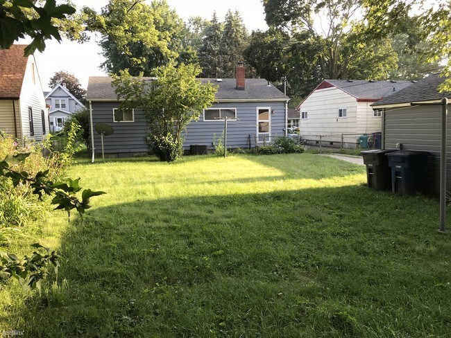 Foto del edificio - 3 br, 1 bath House - 5328 Banbury Dr 5328 ...