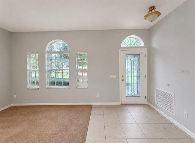 Foto del edificio - 9630 Baton Rouge Ln