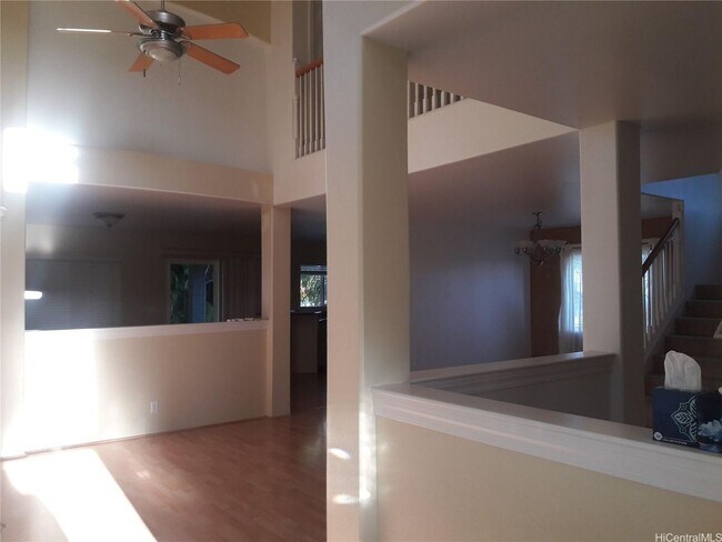 Foto del edificio - 1 week FREE RENT!!