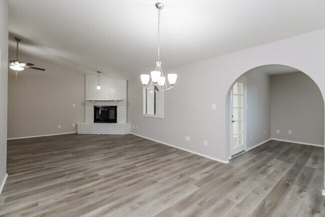 Foto del edificio - 6243 E Inglewood St