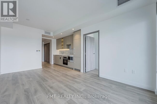 Building Photo - 95 McMahon Dr