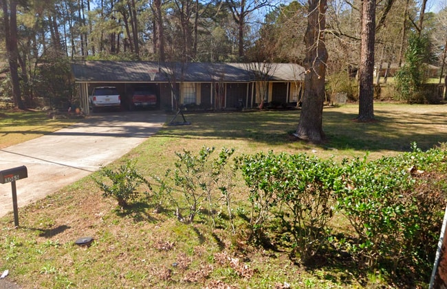 3 Bedroom 2 Bath Home Available for Rent - 3 Bedroom 2 Bath Home Available for Rent