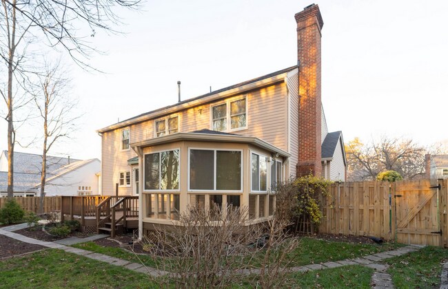Building Photo - Cavalier Woods Single Family Home With Man...