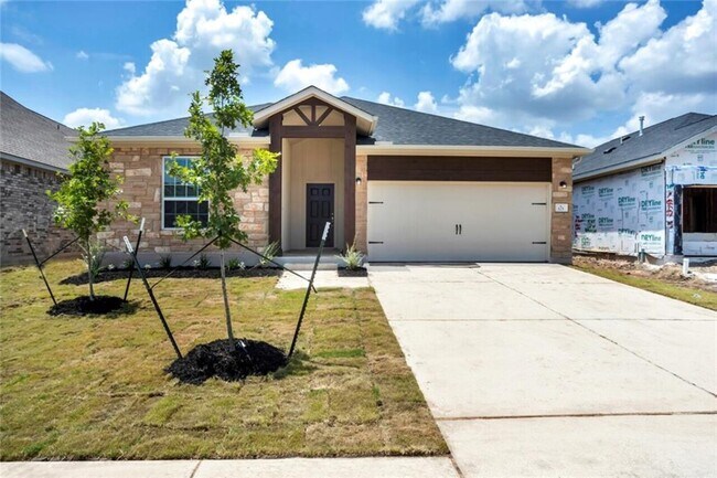 Building Photo - 125 Camella St, Liberty Hill, Texas 78642