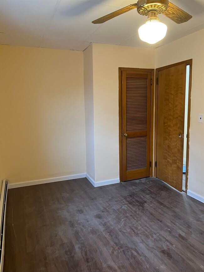 Foto del edificio - 36 Humphrey Ave