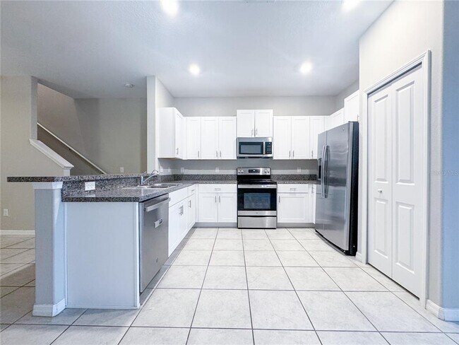 Building Photo - 3628 Bellmeade Ct