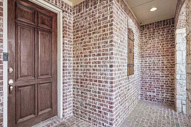 Foto del edificio - Beautiful home with classic styling, minutes away from Uptown, Oak Lawn, Cityplace, and Lower Gre...