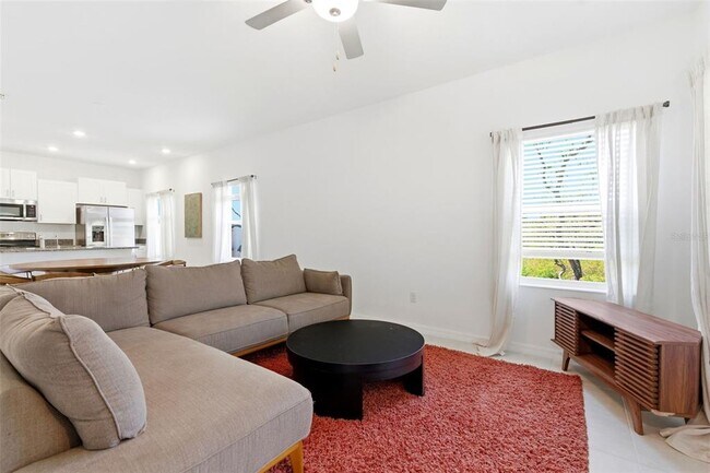 Foto del edificio - 873 Tennyson Mill Cir