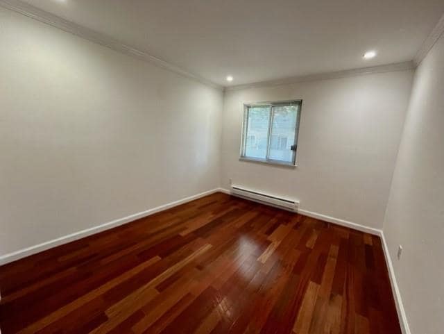 Building Photo - 405 Piccadilly Pl