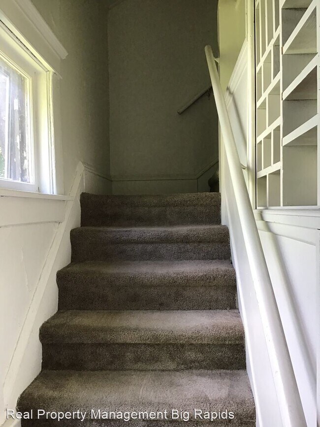 Building Photo - 511 S Michigan Ave