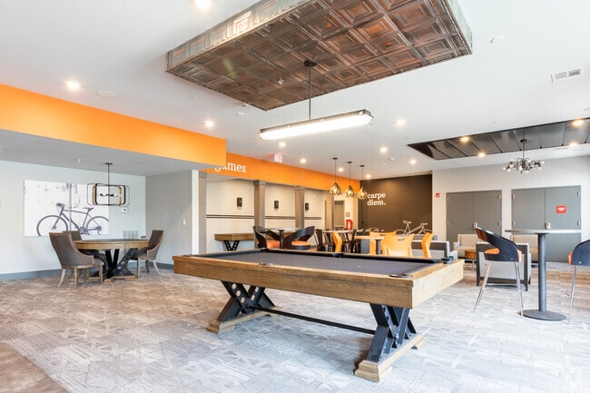 Club Room - The Hub at Metuchen