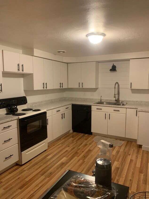 Kitchen - 312 E Water St