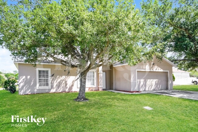 Foto del edificio - 702 Cotulla Dr