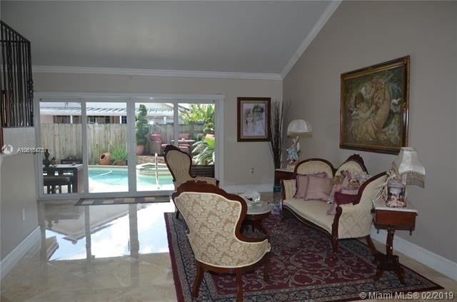 Foto del edificio - 8830-8151 NW 151st St