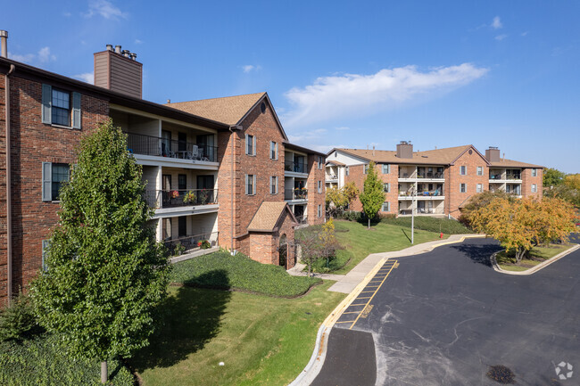 Building Photo - Chatham East