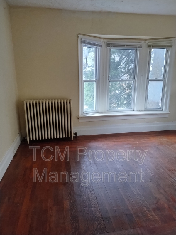 Building Photo - 511 Wildwood Ave