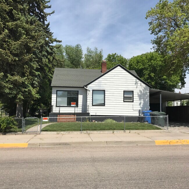 Foto del edificio - 408 E Terry St