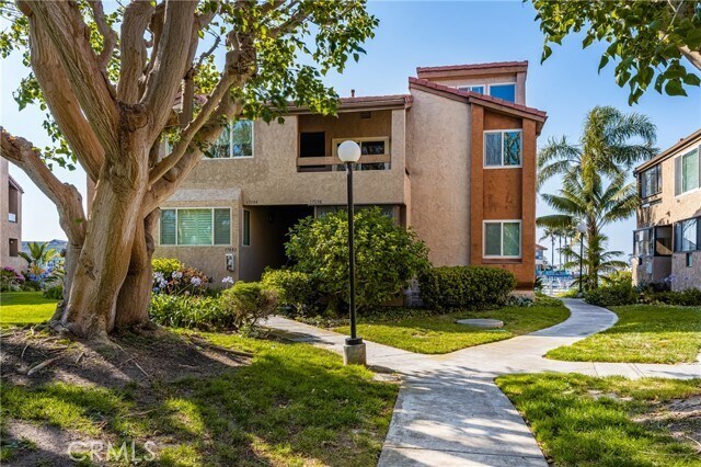 Foto del edificio - 17094 Bluewater Ln