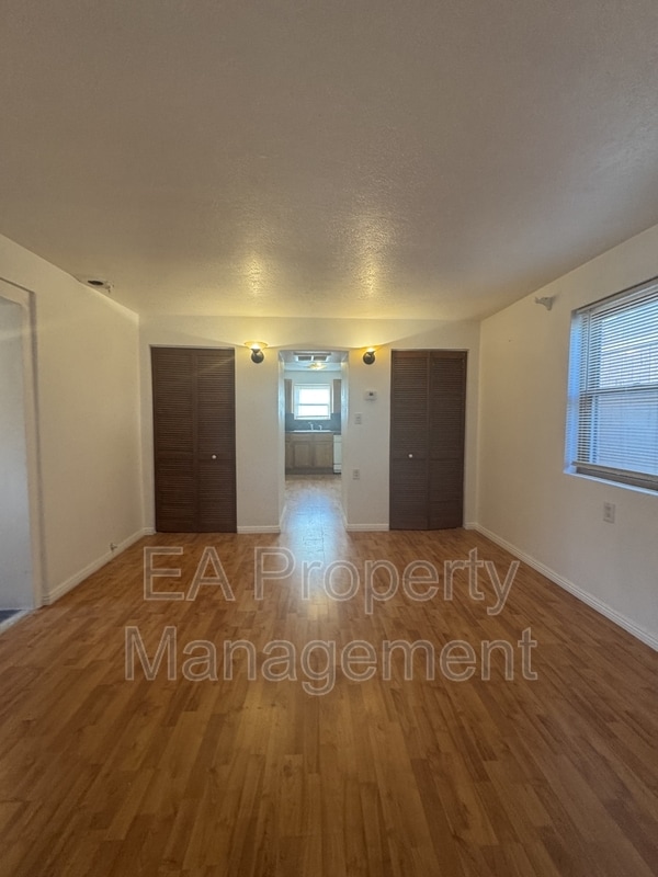 Foto del edificio - 8906 Guadalupe Trail NW