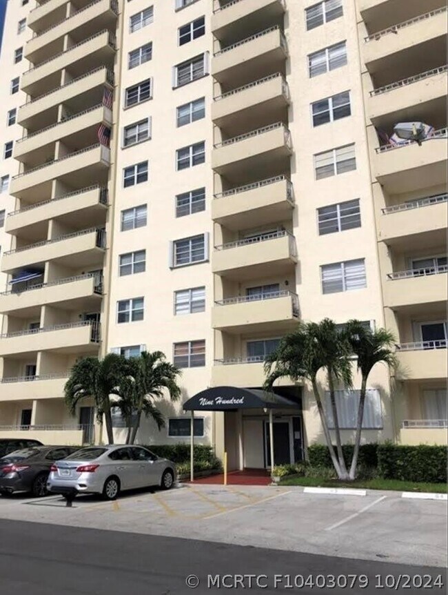 Foto del edificio - 900 NE 18th Ave