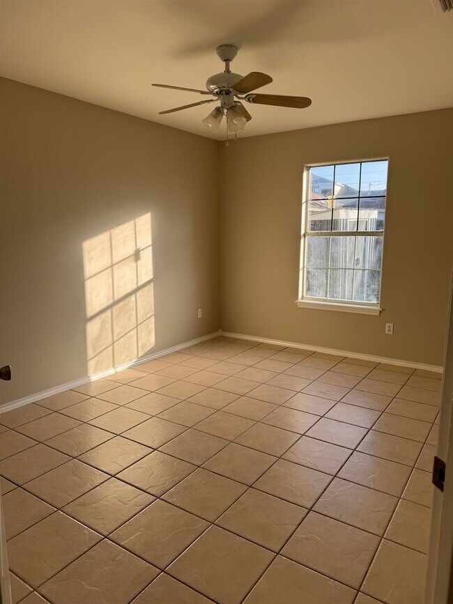 Foto del edificio - 7301 Wagner Ct
