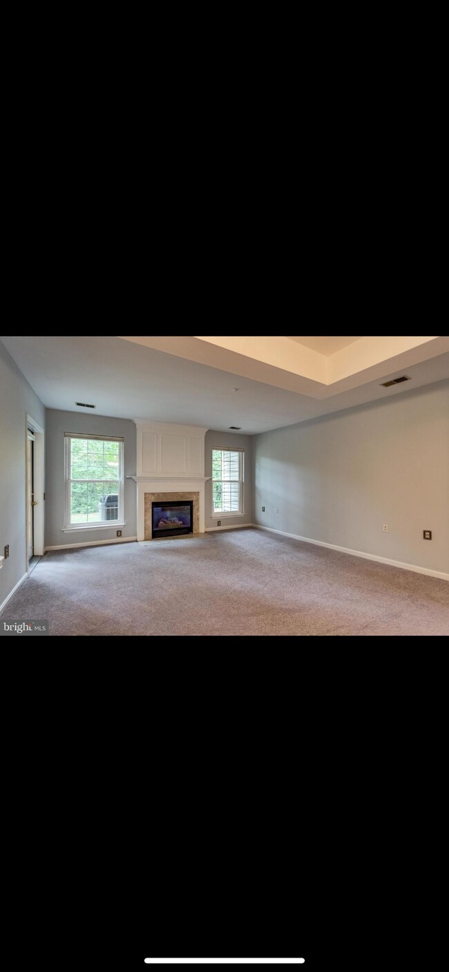Building Photo - 5930 Kimberly Anne Way