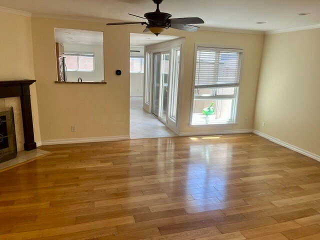 Sala de estar - 918 21st St