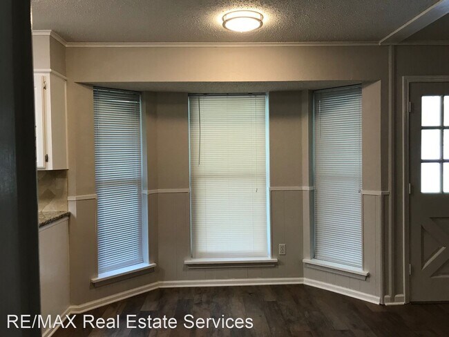 Foto del edificio - 3 br, 2 bath House - 5322 Hollyhock Lane