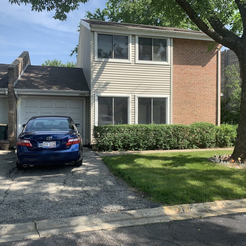 Parking - 1652 Rainbow Bay Ln