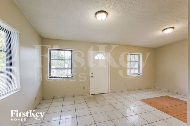 Foto del edificio - 12620 NW 15th Ave