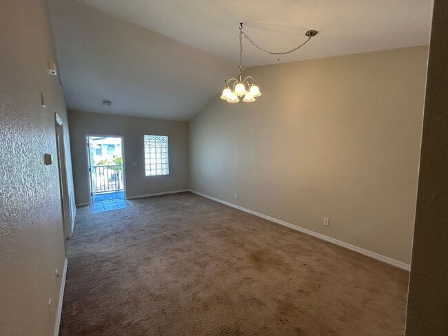 Foto del edificio - 2/2  Off Six Mile Cove Coming mid March