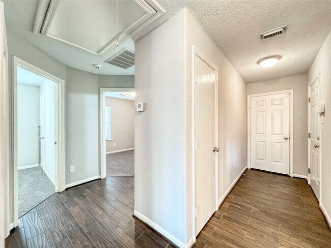 Building Photo - 13327 Belvedere Park Ct